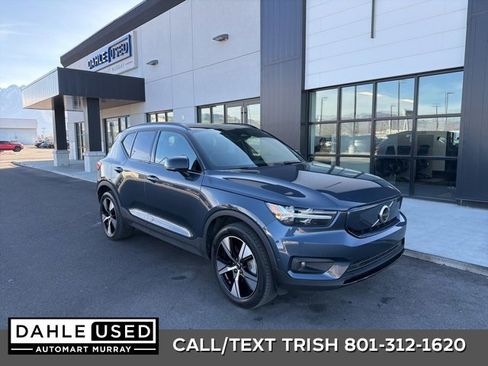 Used 2022 Volvo XC40 P8 Recharge Plus image 1