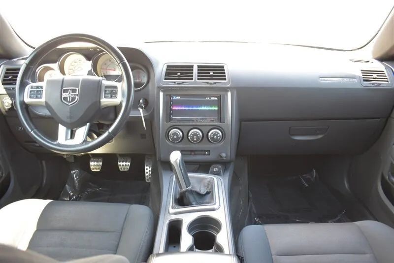 Used 2011 Dodge Challenger R/T RWD image 15