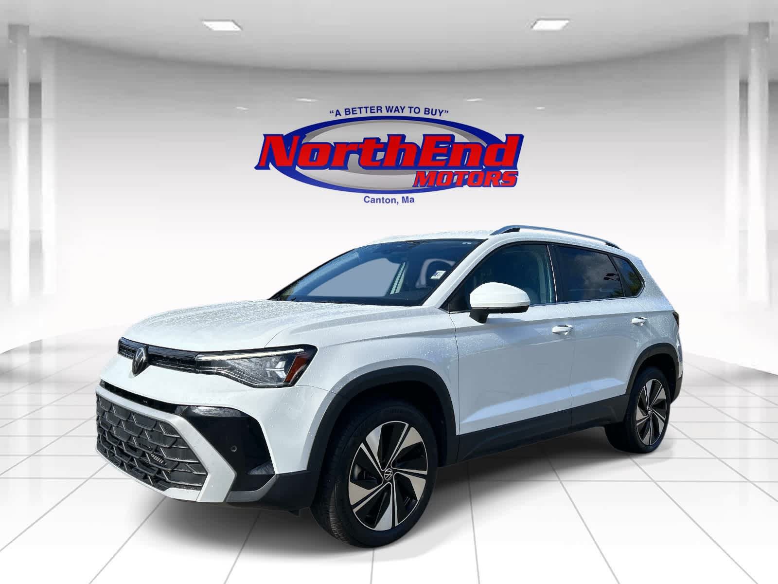 Used 2025 Volkswagen Taos SE AWD/4WD image 7