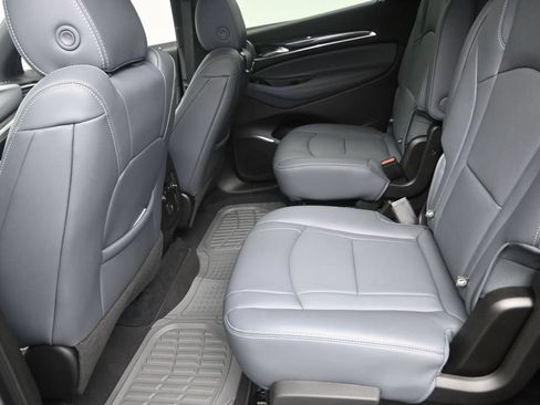 Used 2024 Buick Enclave Essence w/ Technology Package FWD image 14