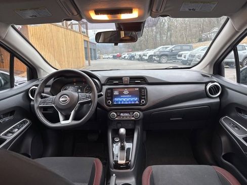 Used 2024 Nissan Versa SR image 13
