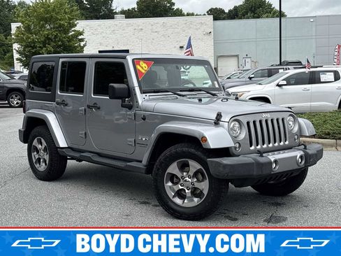 Used 2018 Jeep Wrangler Unlimited Sahara AWD/4WD image 1