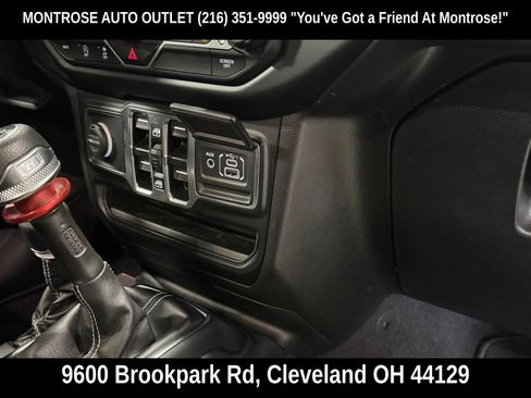 Used 2021 Jeep Wrangler Unlimited Sahara w/ Uconnect 4C Nav & Sound Group AWD/4WD image 55