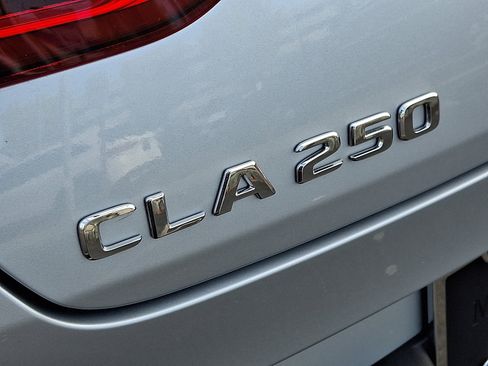 Certified 2022 Mercedes-Benz CLA 250 4MATIC image 29