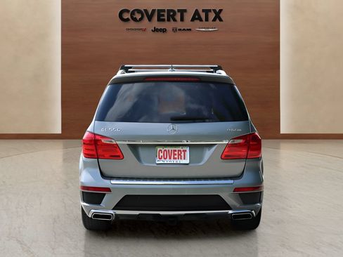 Used 2014 Mercedes-Benz GL 550 4MATIC image 4