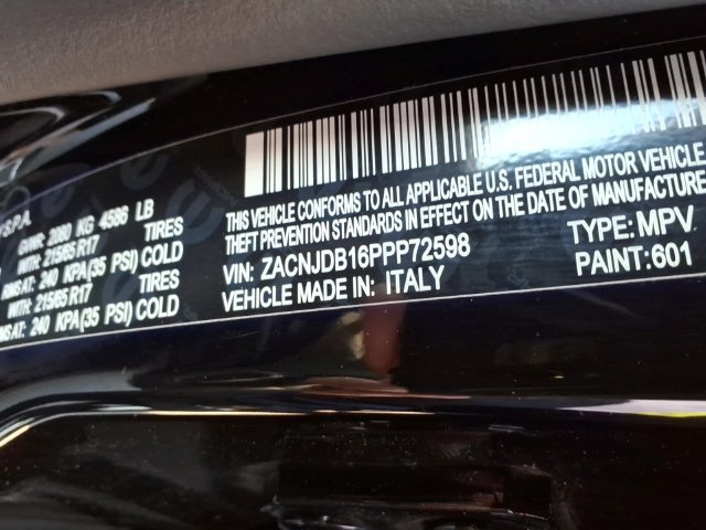 Used 2023 Jeep Renegade Latitude AWD/4WD image 35
