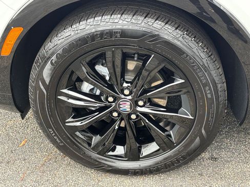 Used 2025 Buick Envista Sport Touring image 30