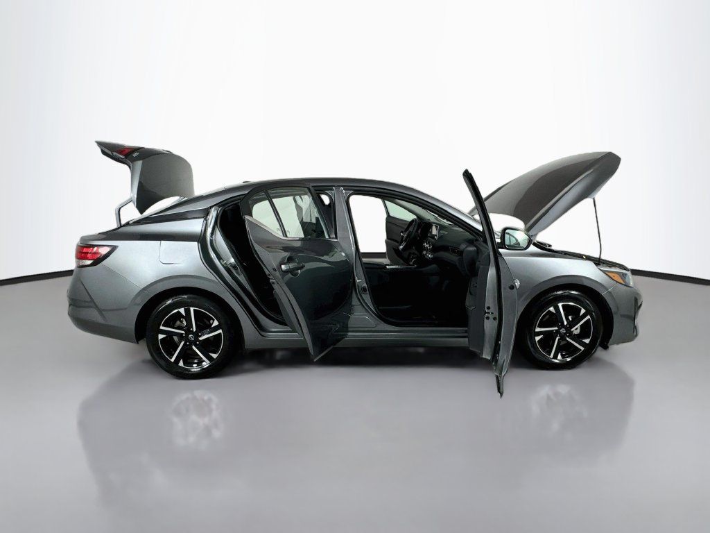 Used 2024 Nissan Sentra SV FWD image 22