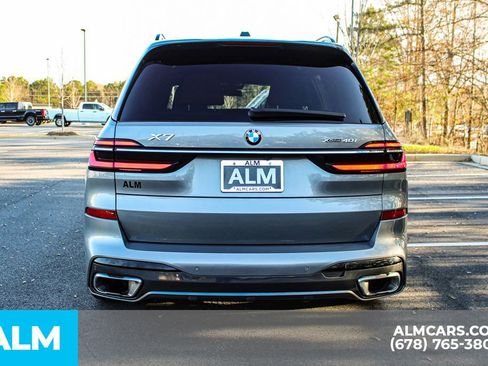 Used 2023 BMW X7 xDrive40i w/ M Sport Package image 11