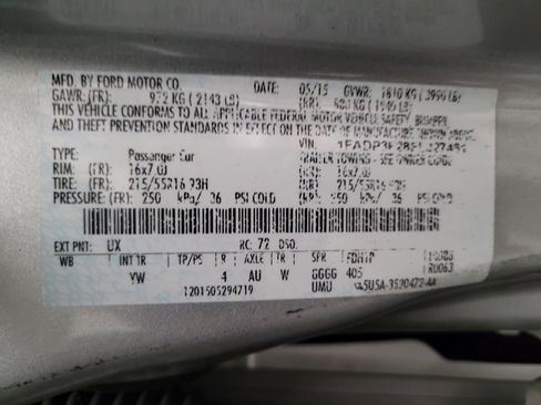 Used 2015 Ford Focus SE FWD image 33