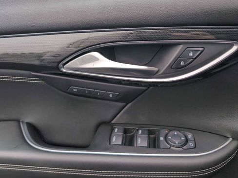 Used 2021 Buick Envision Essence image 22