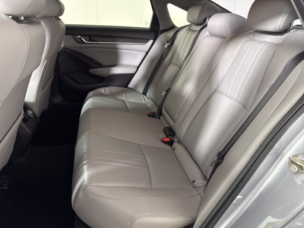 Used 2018 Honda Accord EX-L image 12