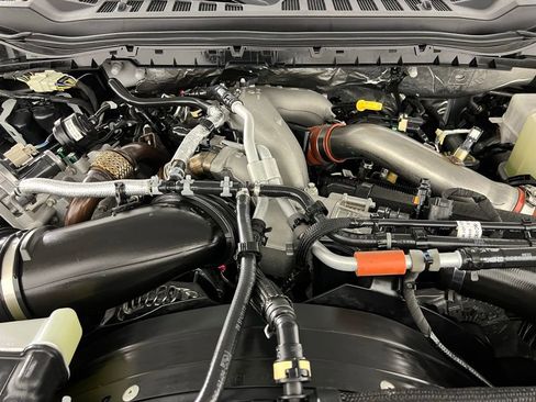 Used 2023 Ford F450 Lariat w/ Lariat Ultimate Package image 37