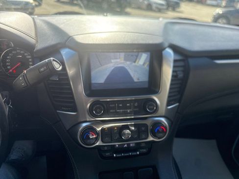 Used 2018 Chevrolet Suburban LS image 20