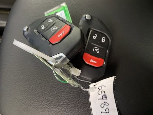 New 2025 Jeep Wrangler Unlimited Rubicon 392 image 33