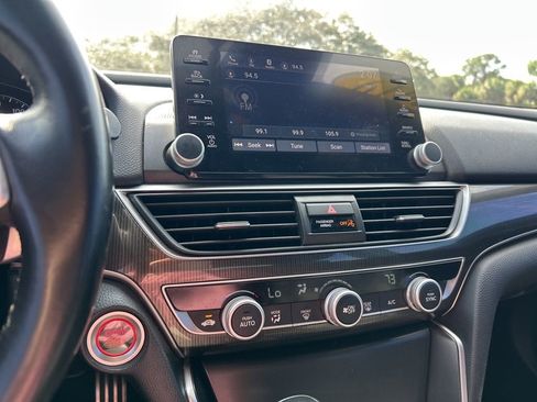 Used 2019 Honda Accord Sport image 39