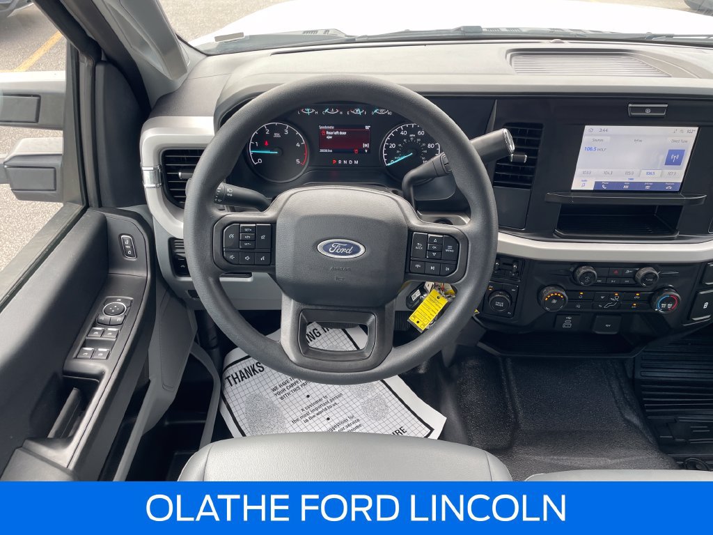 Used 2026 Ford F250 XL AWD/4WD image 16