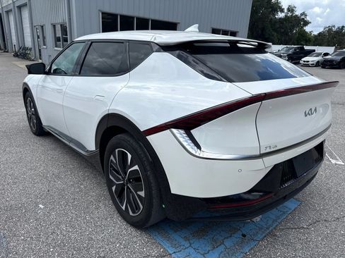 Used 2023 Kia EV6 Wind RWD image 11