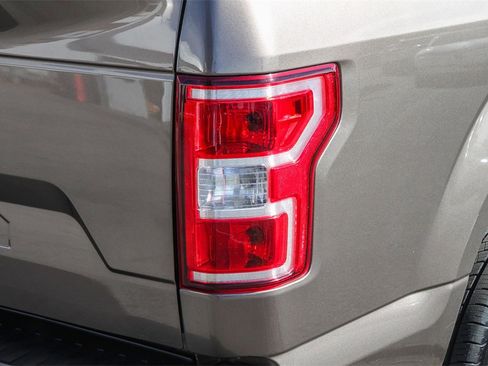 Used 2018 Ford F150 XLT w/ Equipment Group 301A Mid image 11