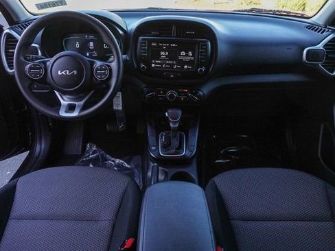 Used 2023 Kia Soul LX w/ Option Group 015 image 25