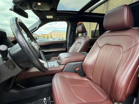 Used 2024 Ford Expedition Max Limited image 10