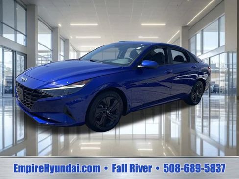 Used 2023 Hyundai Elantra SEL FWD image 1