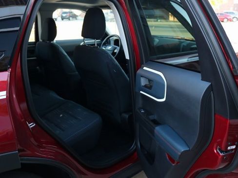 New 2025 Ford Bronco Sport Heritage w/ Convenience Package image 30