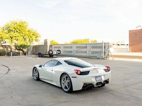 Used 2012 Ferrari 458 Italia Coupe RWD image 24