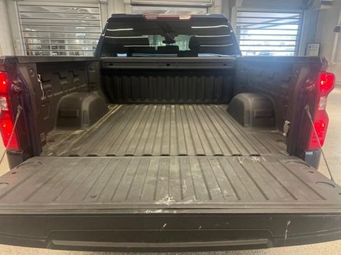 Certified 2022 Chevrolet Silverado 1500 Custom AWD/4WD image 9