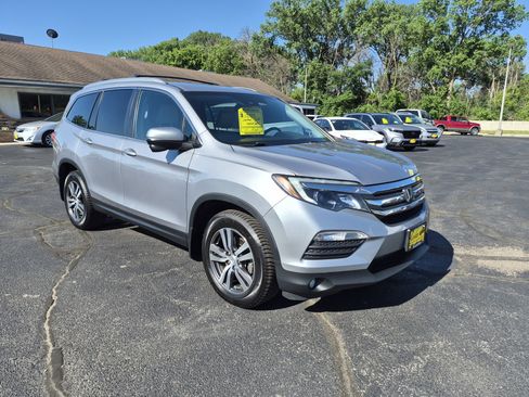 Used 2017 Honda Pilot EX-L image 2