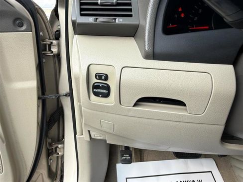 Used 2009 Toyota Camry XLE image 30