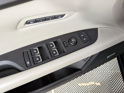 Used 2018 Cadillac CT6 Luxury image 16