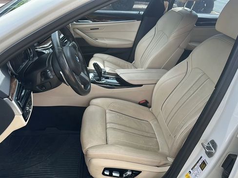 Used 2017 BMW 540i RWD image 18