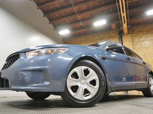 Used 2015 Ford Taurus Police Interceptor AWD image 3