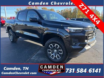 Used 2024 Chevrolet Colorado Z71 w/ Z71 Convenience Package 2