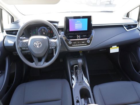 New 2026 Toyota Corolla LE image 2