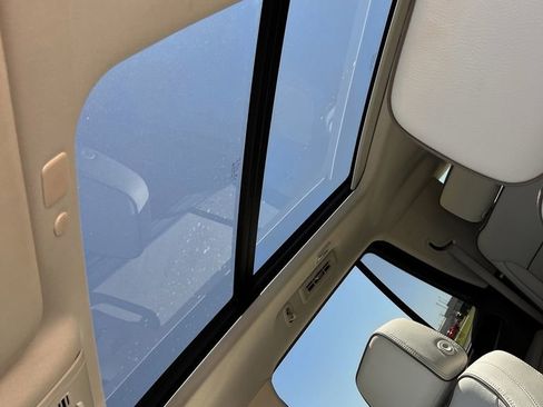 Used 2024 GMC Yukon Denali image 26