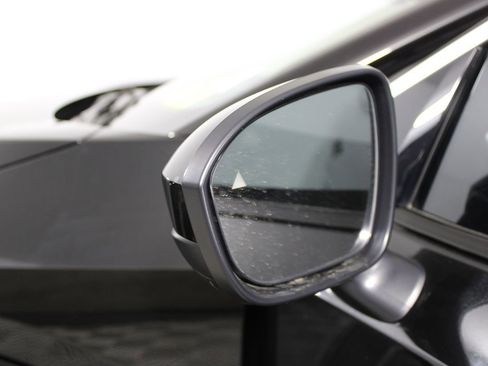 Used 2024 Nissan Ariya FWD image 36