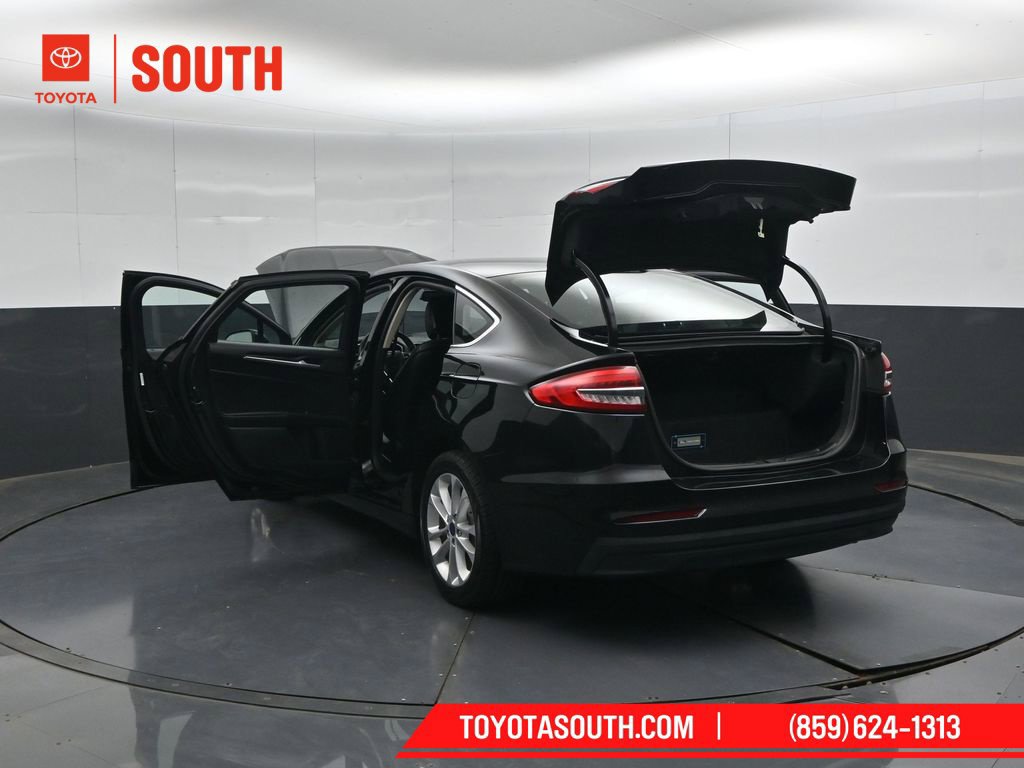 Used 2020 Ford Fusion Energi Titanium FWD image 57