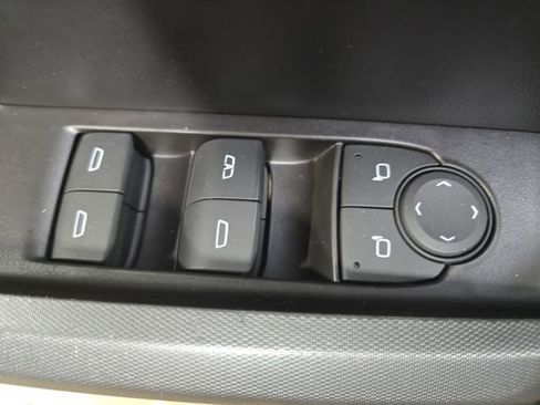 Used 2024 Chevrolet Colorado Trail Boss w/ Technology Package AWD/4WD image 27