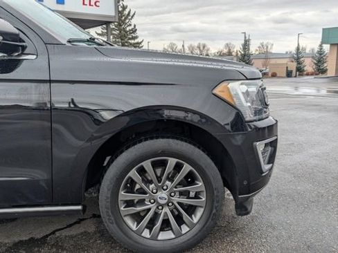Used 2021 Ford Expedition Max Limited image 19