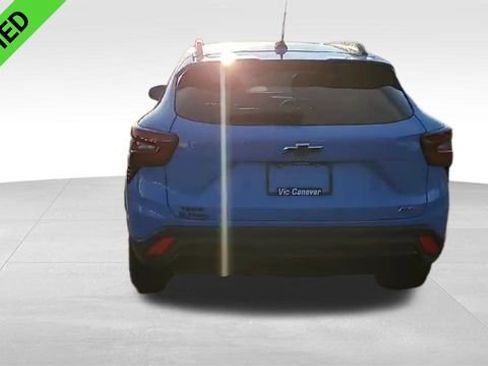 Used 2024 Chevrolet Trax RS w/ Driver Confidence Package image 8