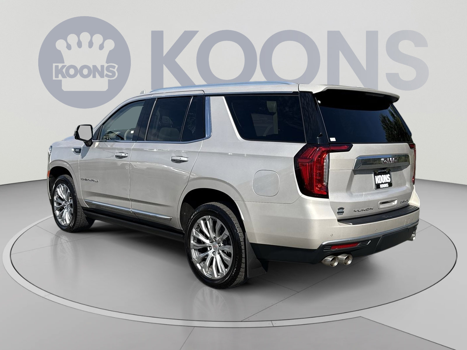 Used 2023 GMC Yukon Denali AWD/4WD image 8
