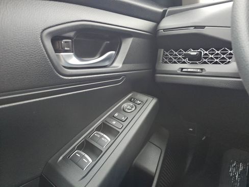 Used 2025 Honda Accord LX image 31
