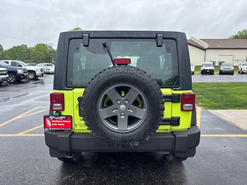 Used 2016 Jeep Wrangler Unlimited Sport AWD/4WD image 7