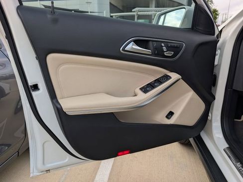 Used 2020 Mercedes-Benz GLA 250 image 22