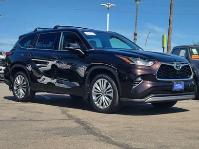 Used 2022 Toyota Highlander Platinum