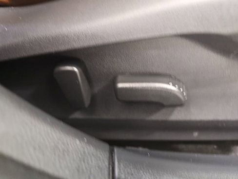 Used 2025 Subaru Outback Touring XT image 39