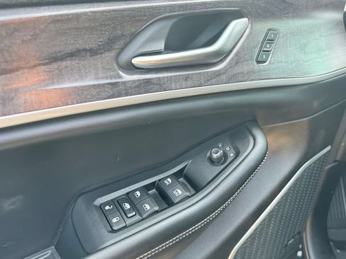 Used 2022 Jeep Grand Cherokee Limited 4xe AWD/4WD image 19