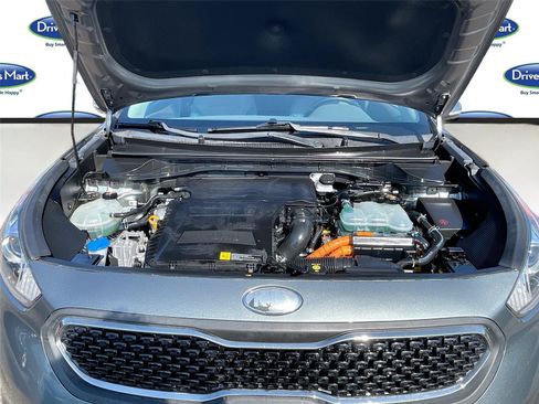 Used 2018 Kia Niro EX FWD image 29